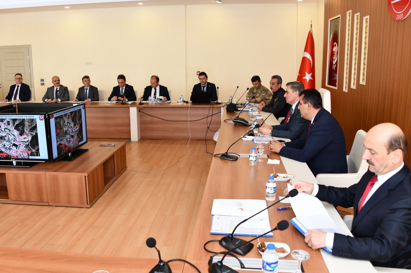 Gümüşhane Üniversitesinde Güvenlik Koordinasyon toplantısı yapıldı 8