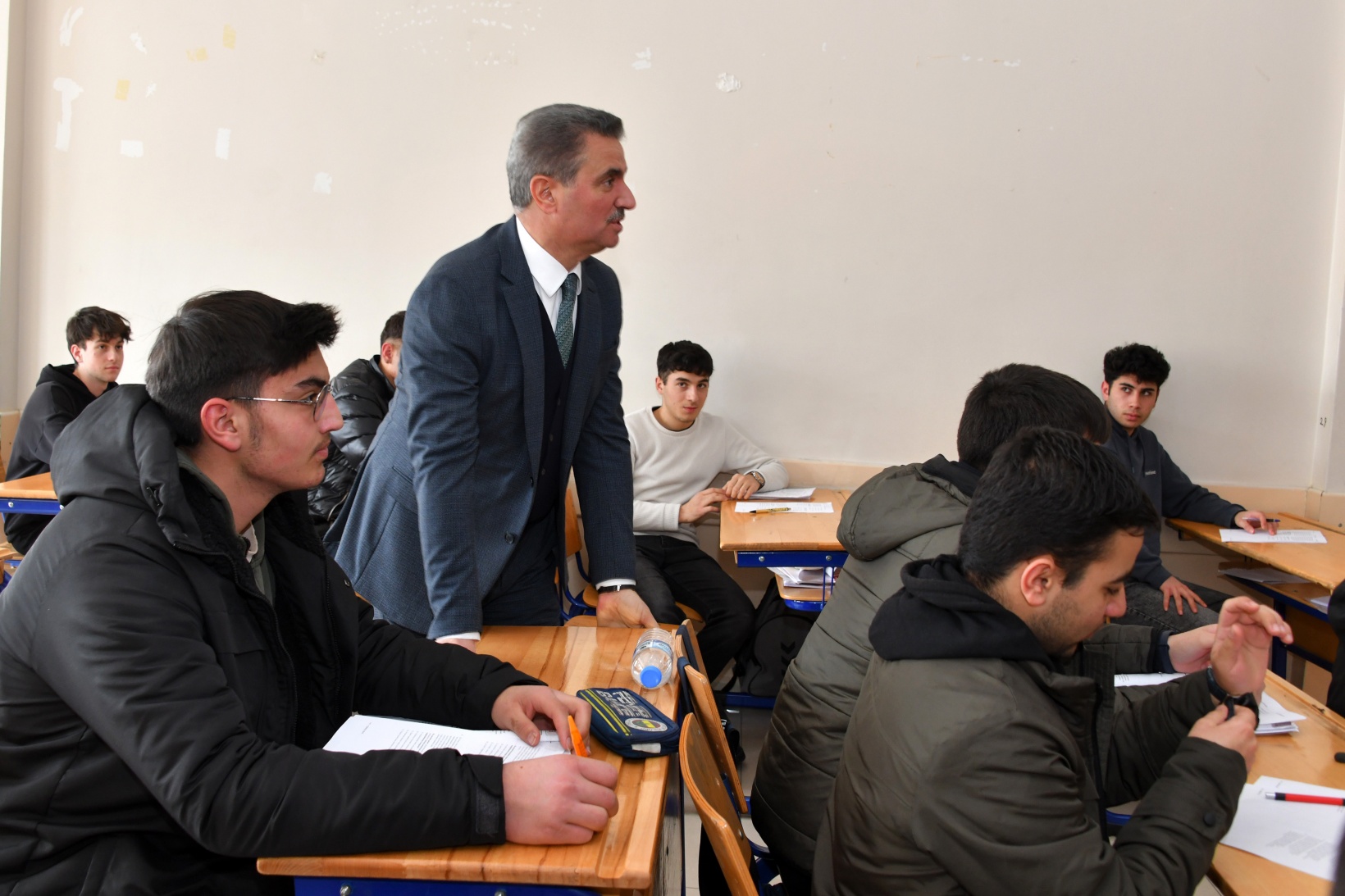 Vali Baruş’un okul ziyaretleri devam ediyor 26