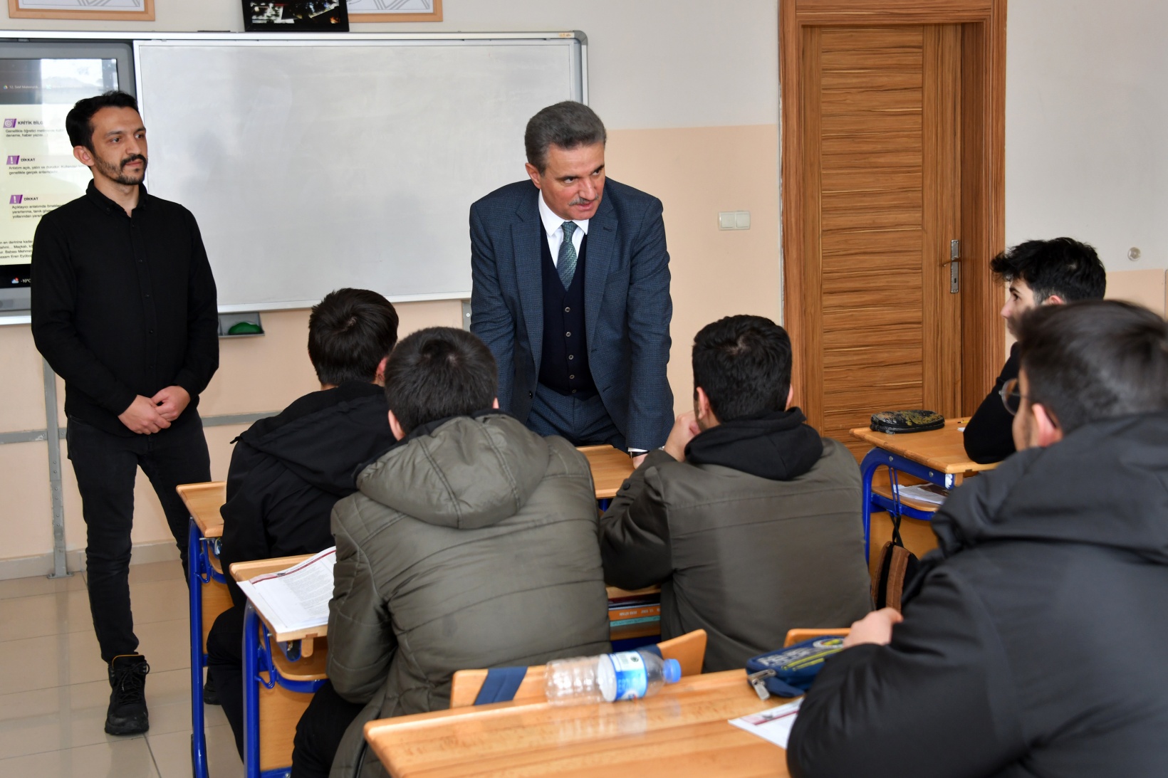 Vali Baruş’un okul ziyaretleri devam ediyor 9