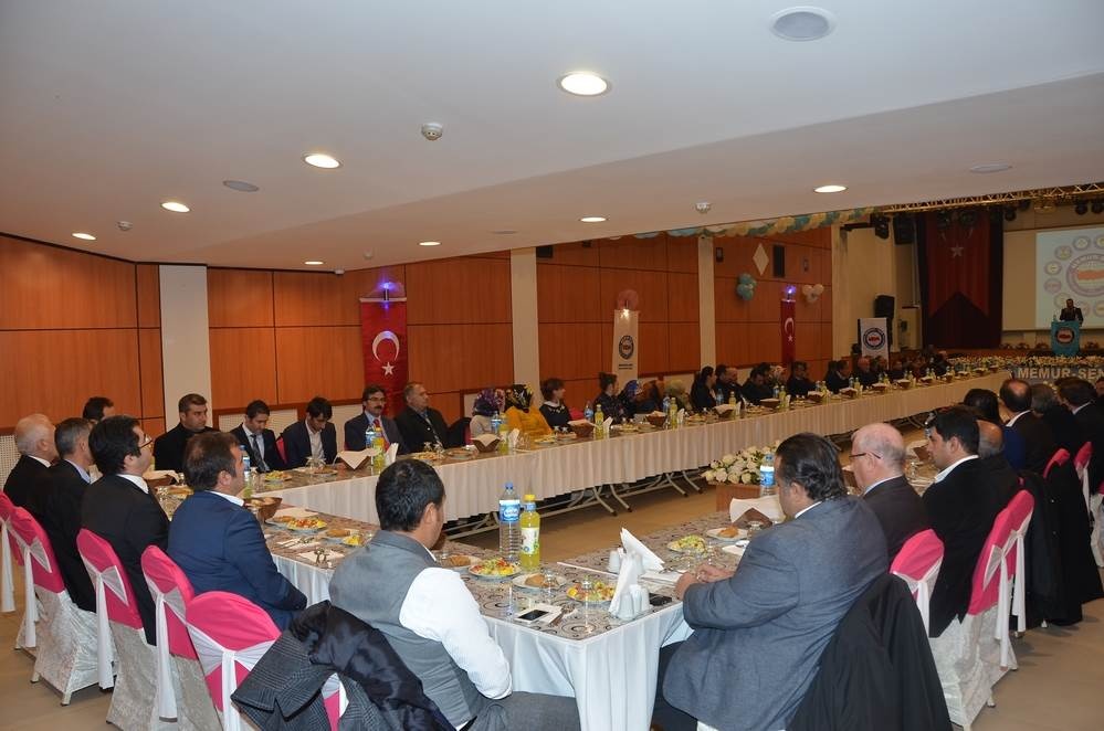 Memur-Sen Engelliler Komisyonundan yemek programı 8