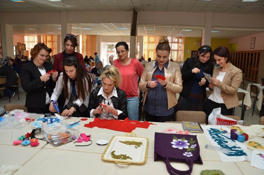 Sanat Günü’nde Kadınlar Yeteneklerini Keşfetti 3