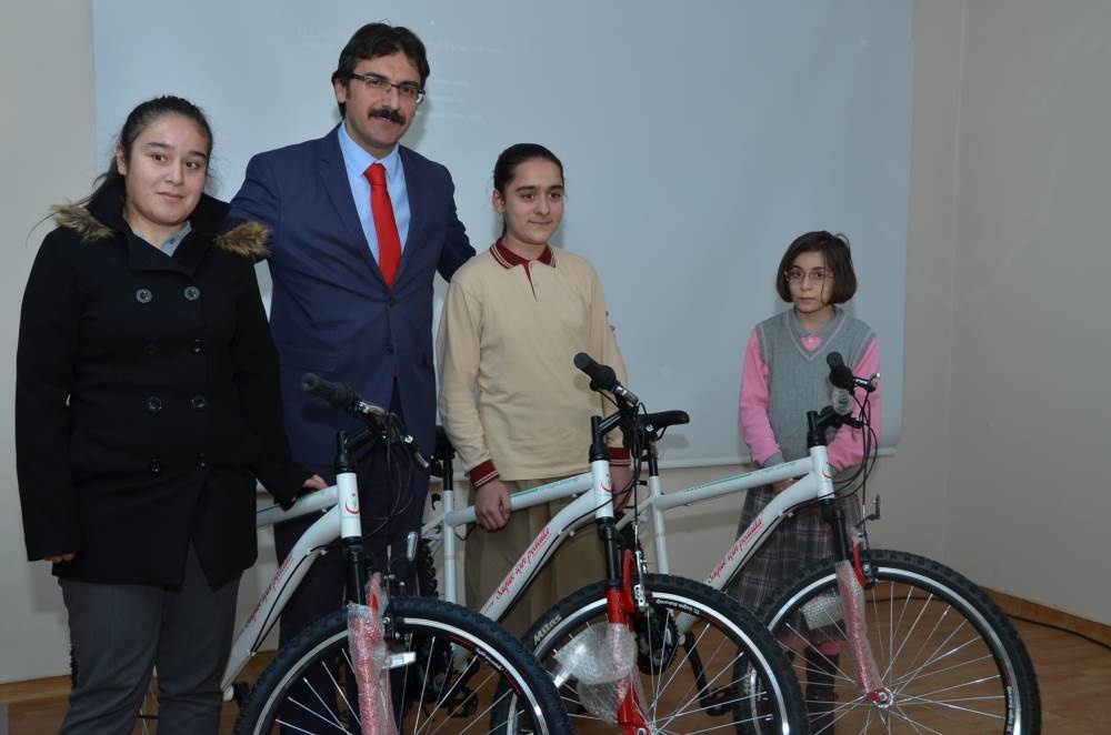 112 Acil Sağlık Hizmetleri Haftası Ödül Töreni Gerçekleştirildi 8