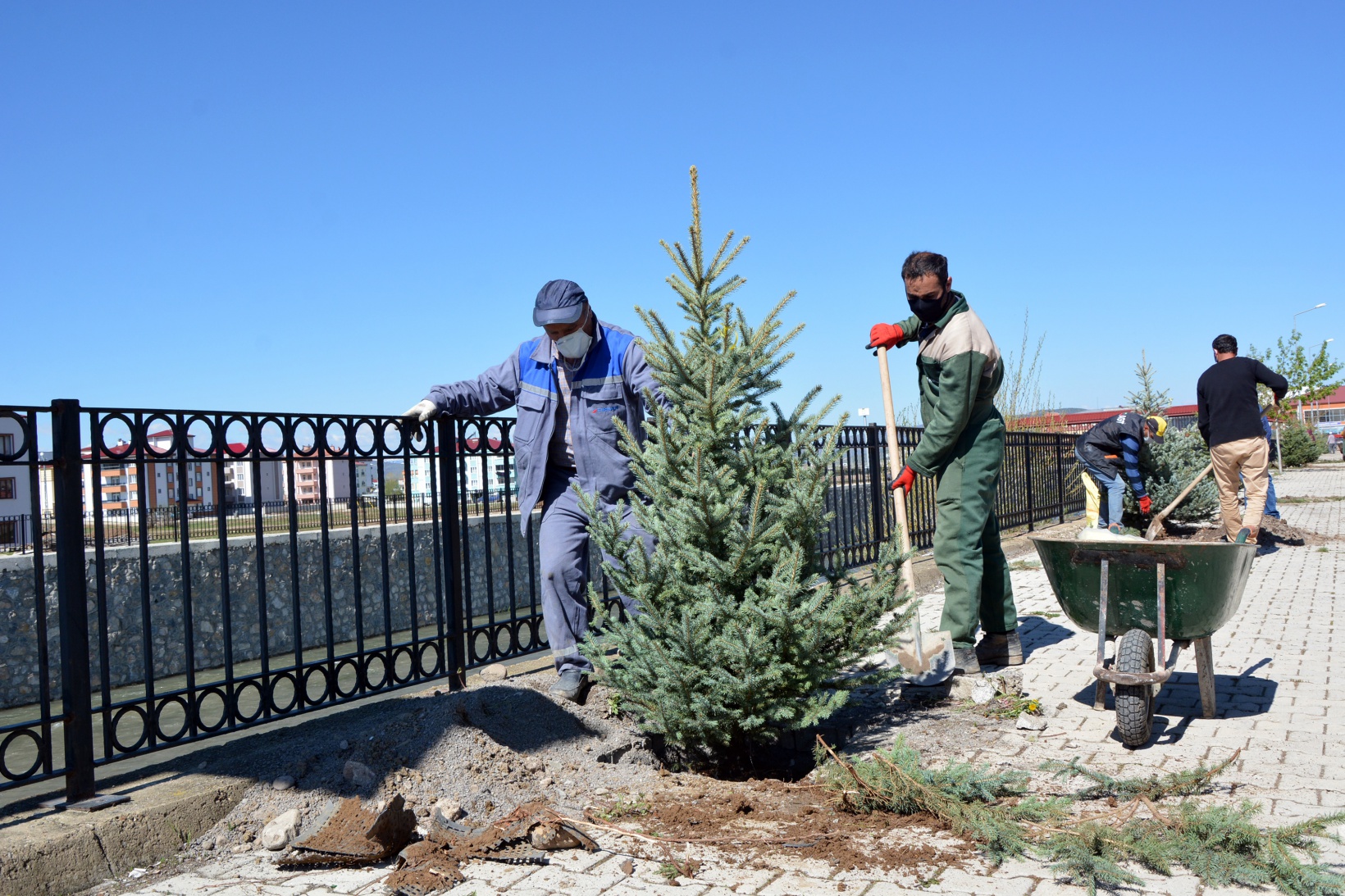 Kelkit sanayi bölgesinde altyapı ve üstyapı çalışmaları devam ediyor 4