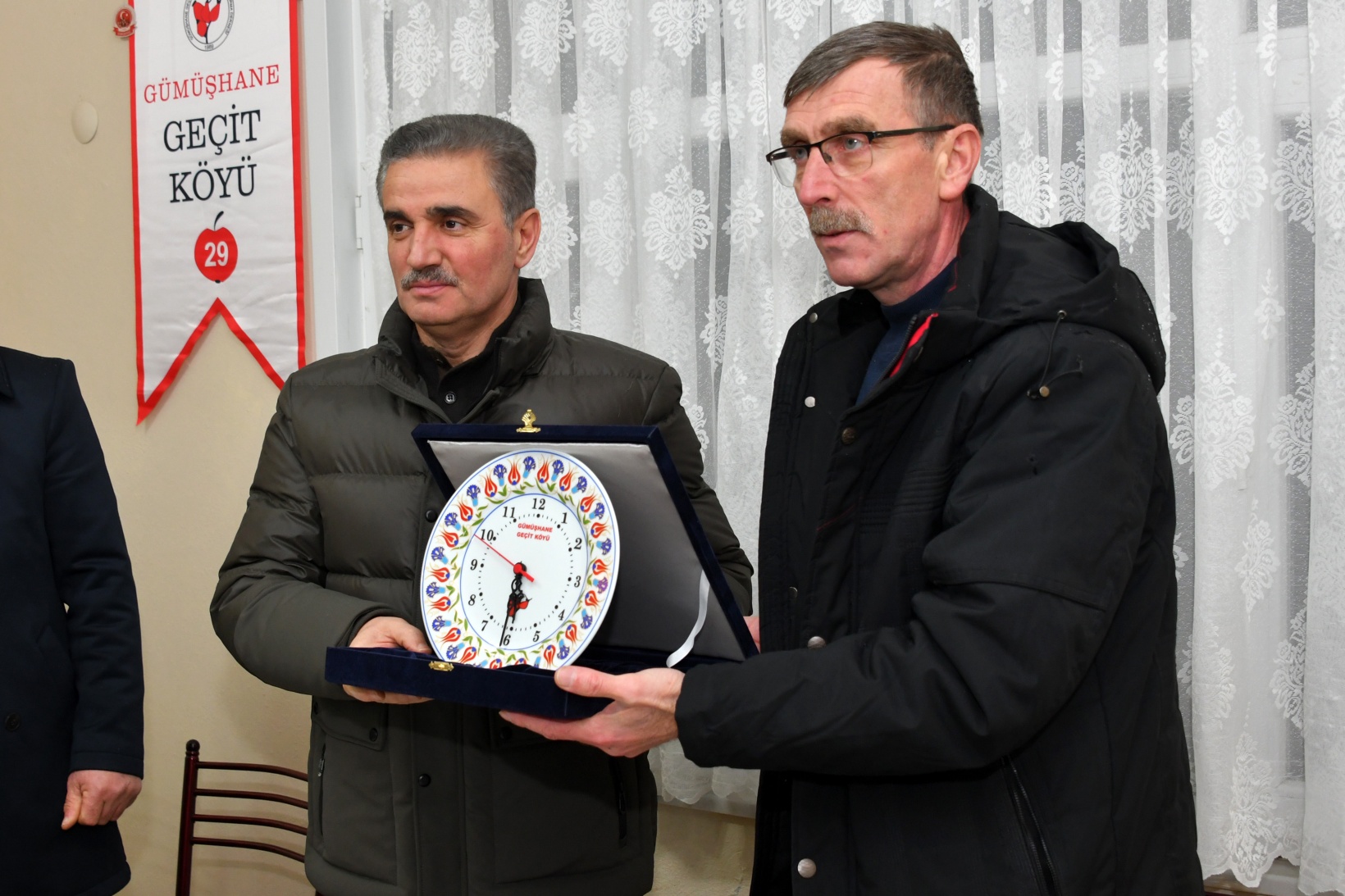 Geçit köyünden 17 yıldır kimse aç geçmiyor 8