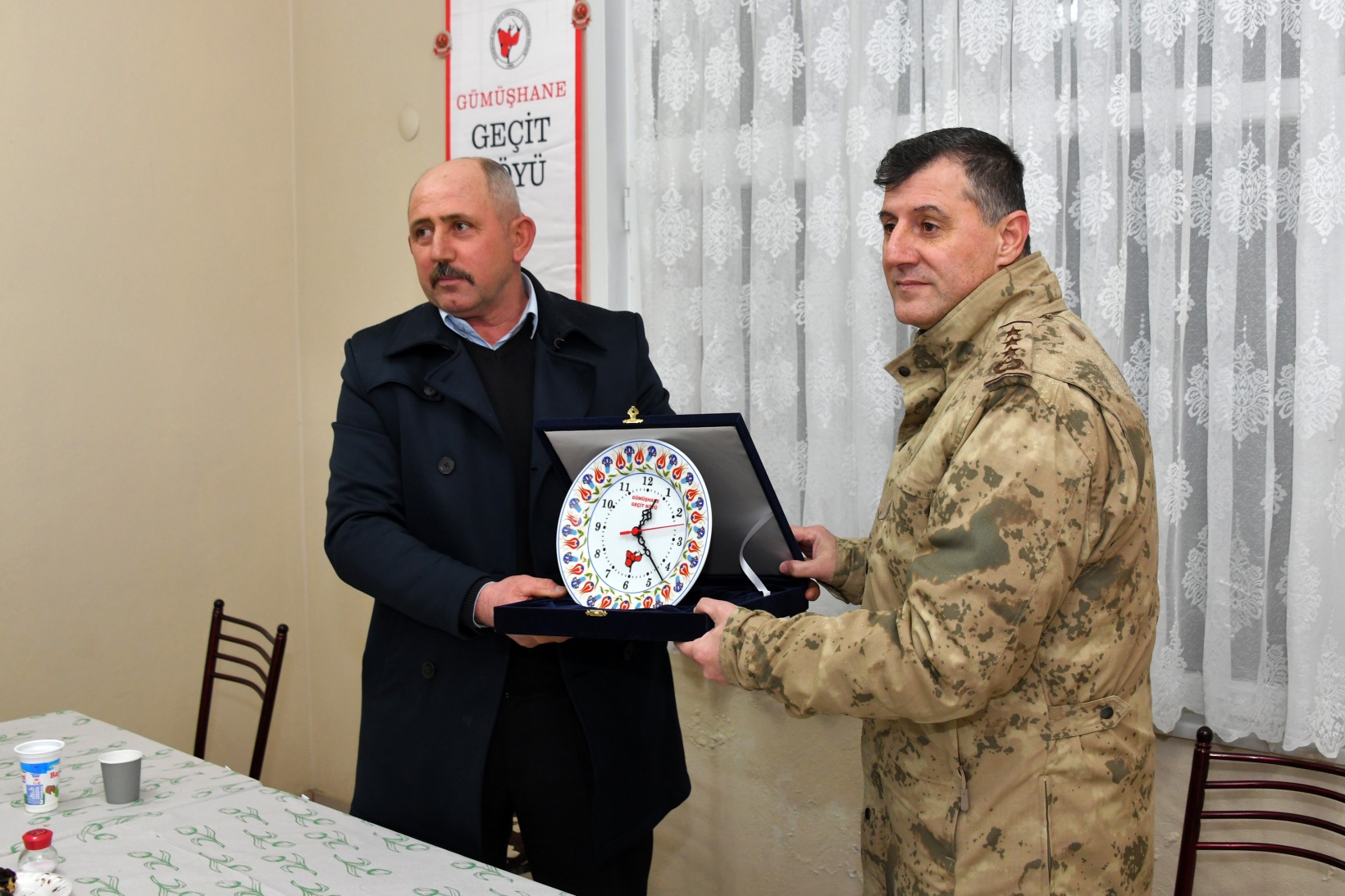 Geçit köyünden 17 yıldır kimse aç geçmiyor 12