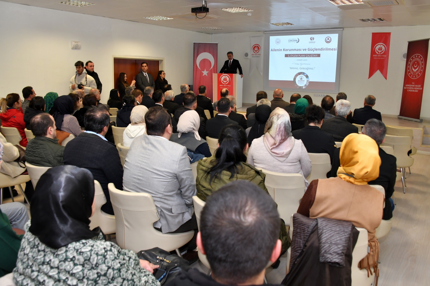 Gümüşhane’de Ailenin Korunması ve Güçlendirilmesi Çalıştayı gerçekleştirildi 4