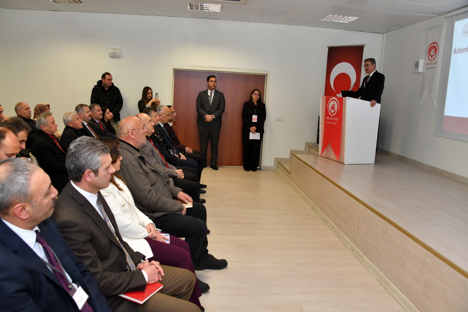 Gümüşhane’de Ailenin Korunması ve Güçlendirilmesi Çalıştayı gerçekleştirildi 6