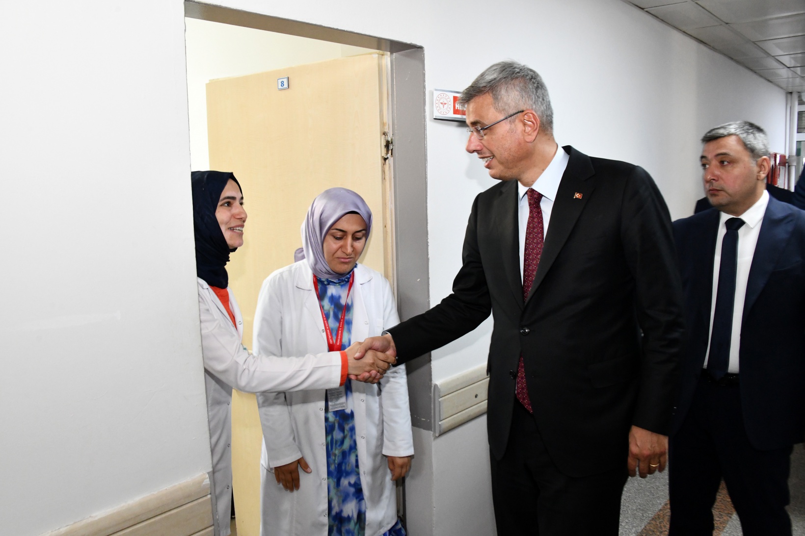 Sağlık Bakanı Memişoğlu Gümüşhane’de 11