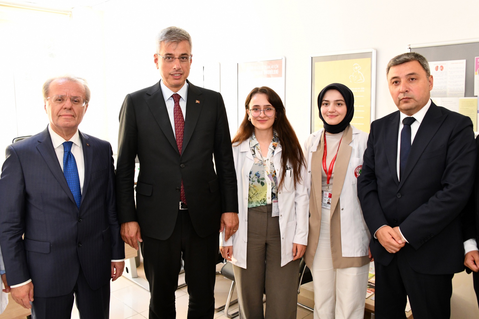 Sağlık Bakanı Memişoğlu Gümüşhane’de 13