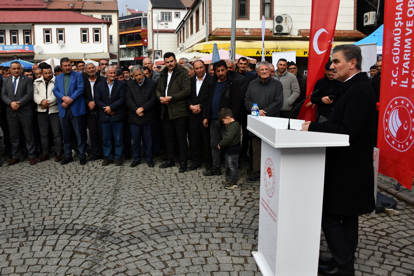 Kelkit’te tarım makineleri dağıtım töreni yapıldı 14