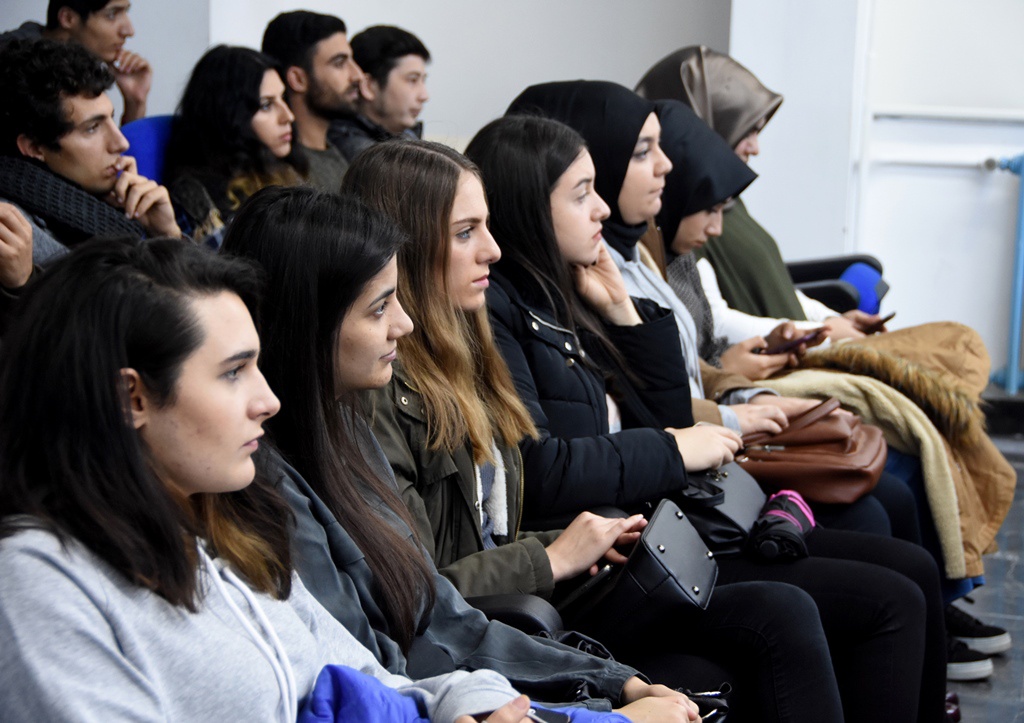 Rektör Zeybek, OMÜ’lü öğrencilerle buluştu 7