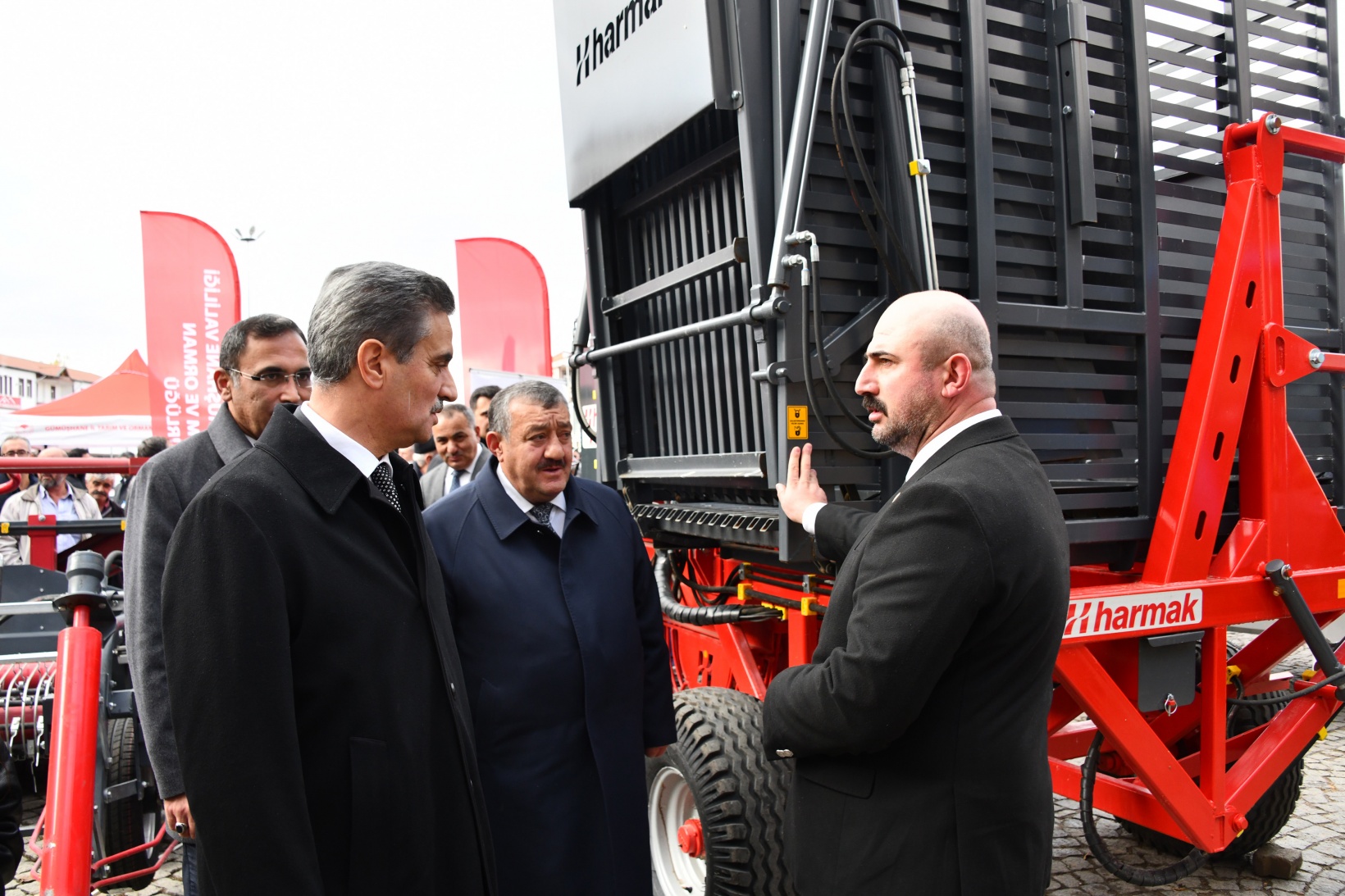 Kelkit’te tarım makineleri dağıtım töreni yapıldı 22