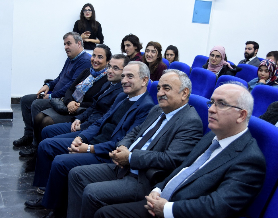 Rektör Zeybek, OMÜ’lü öğrencilerle buluştu 8