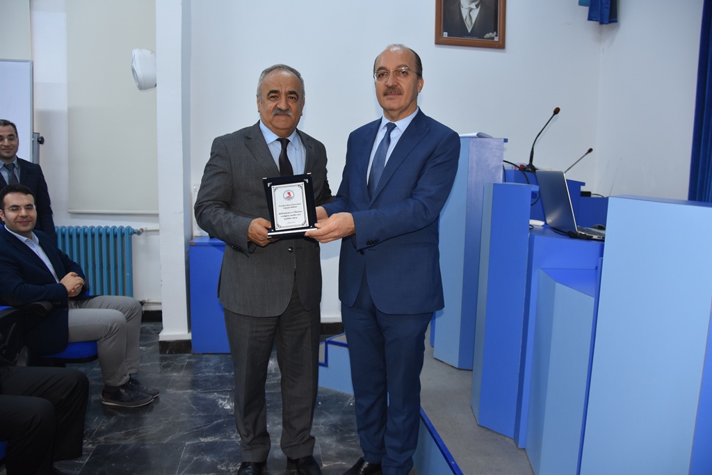 Rektör Zeybek, OMÜ’lü öğrencilerle buluştu 10