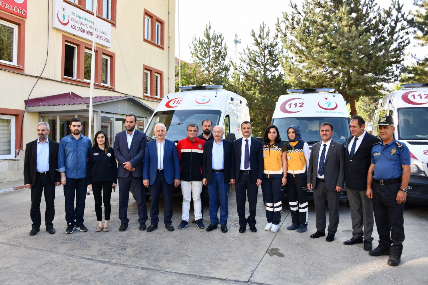 Vali Taşbilek’ten bir dizi bayram ziyaretleri 15