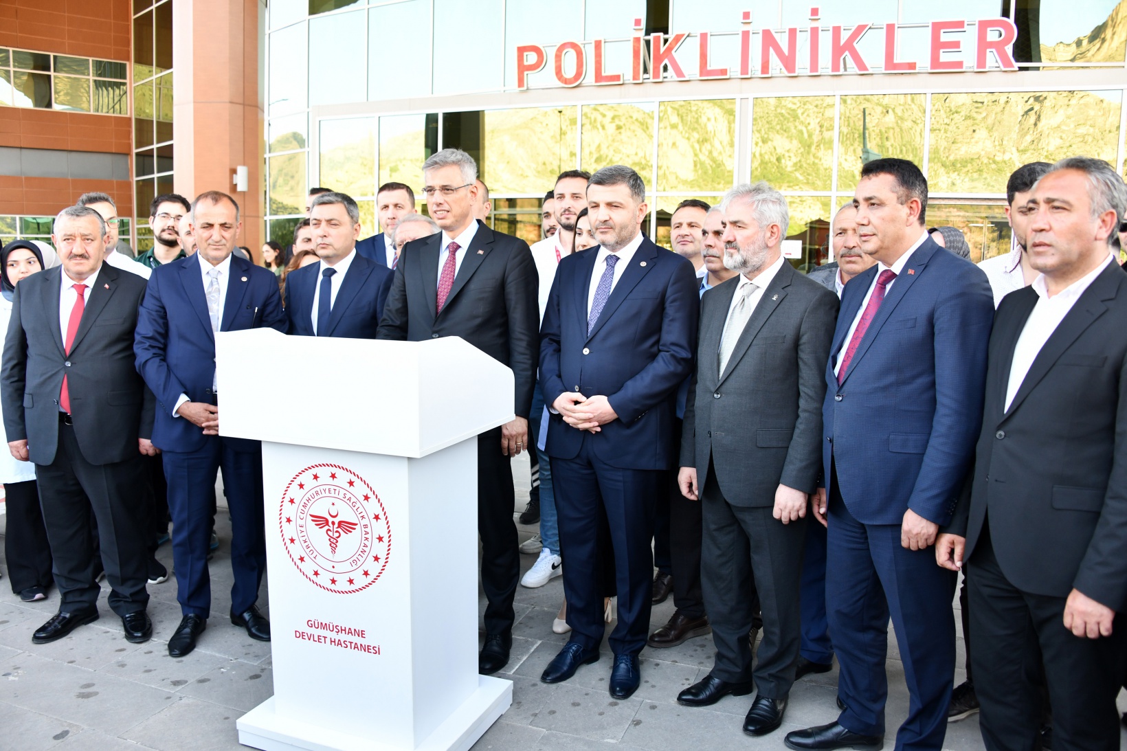 Sağlık Bakanı Memişoğlu Gümüşhane’de 37