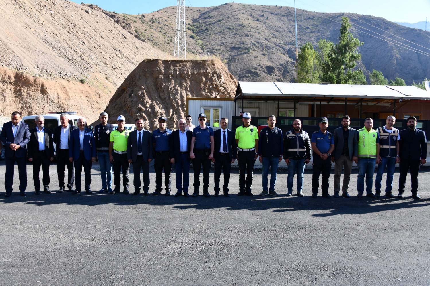 Vali Taşbilek’ten bir dizi bayram ziyaretleri 19