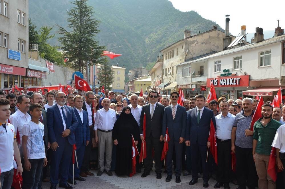 Torul’da darbe girişimine ‘Elif’ gibi tepki 9