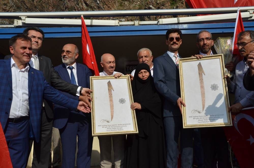 Torul’da darbe girişimine ‘Elif’ gibi tepki 19