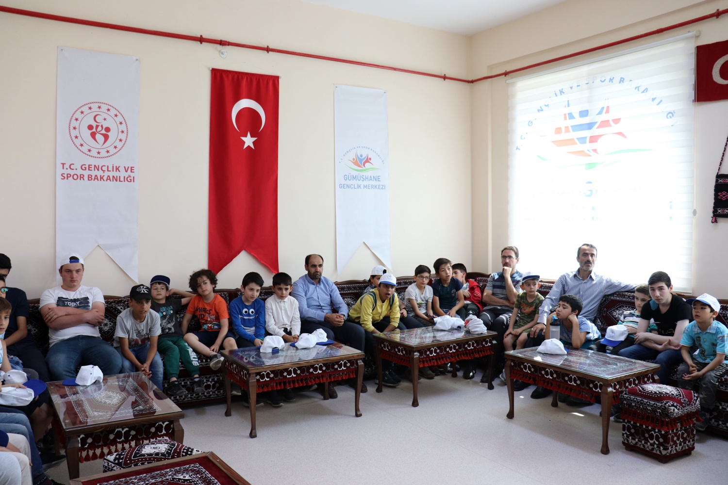 15 Temmuz gazisi Soysal gençlerle buluştu 11