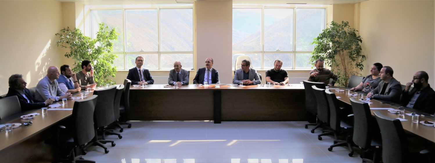 Dr. Mustafa Çalık GÜ’de ders vermeye başladı 3