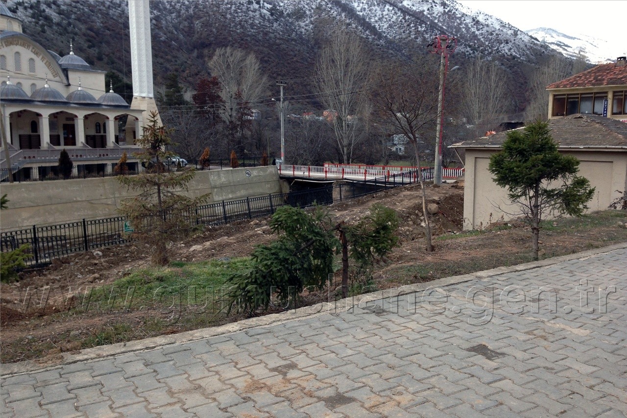 Eski Trafo Binası Park Yapılmak Üzere Yıkıldı 3