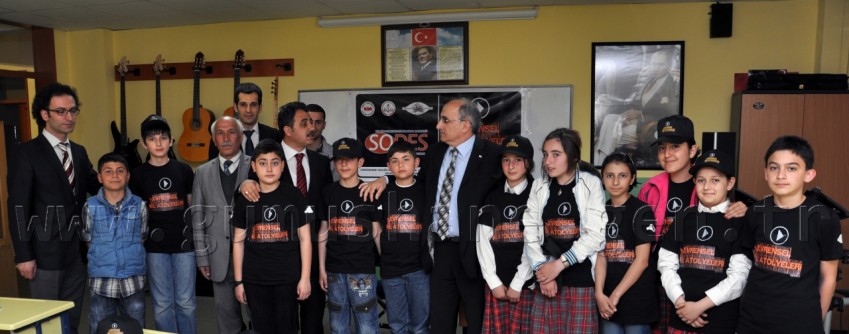 Evrensel Dil Atölyeleri Projesi Başladı 5