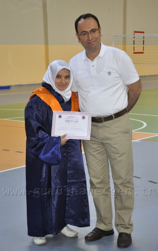 GÜ'de Engelli Öğrenciler Diploma Aldı 7