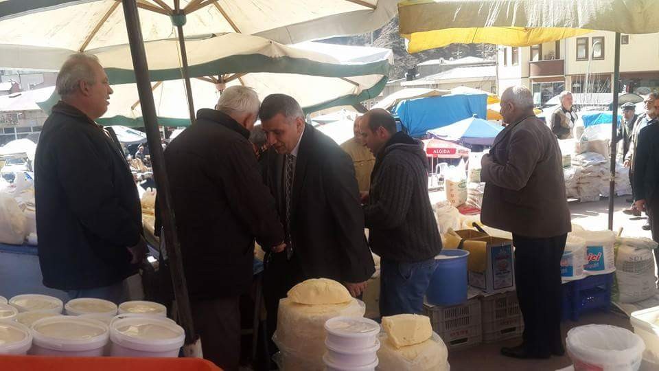 Pektaş, Salı pazarında esnafla bir araya geldi 14