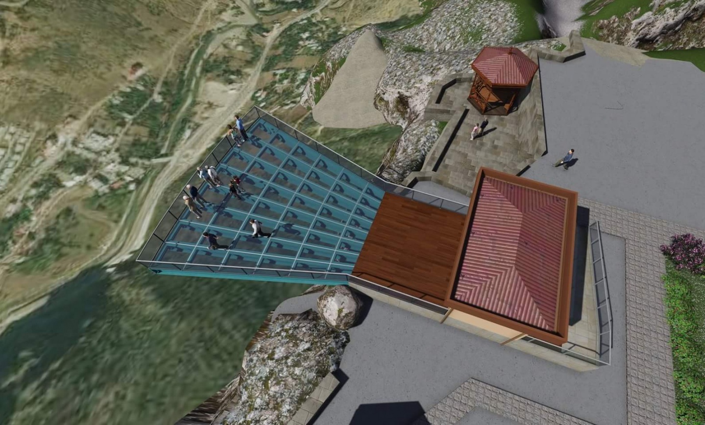 Torul Kalesinin cam seyir terası ihale edildi 2