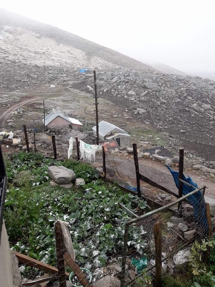 Gümüşhane’nin yüksekleri beyaza büründü 3