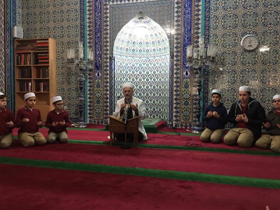 Sultanbeyli’de şehitler rahmetle yad edildi 5