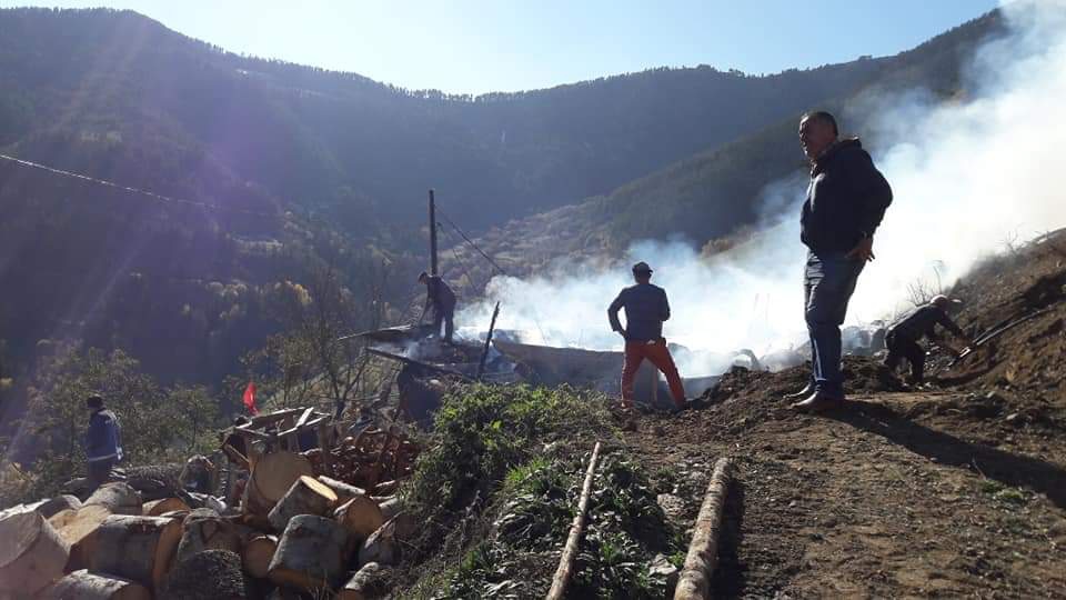 Torul’da korkutan yangın 4