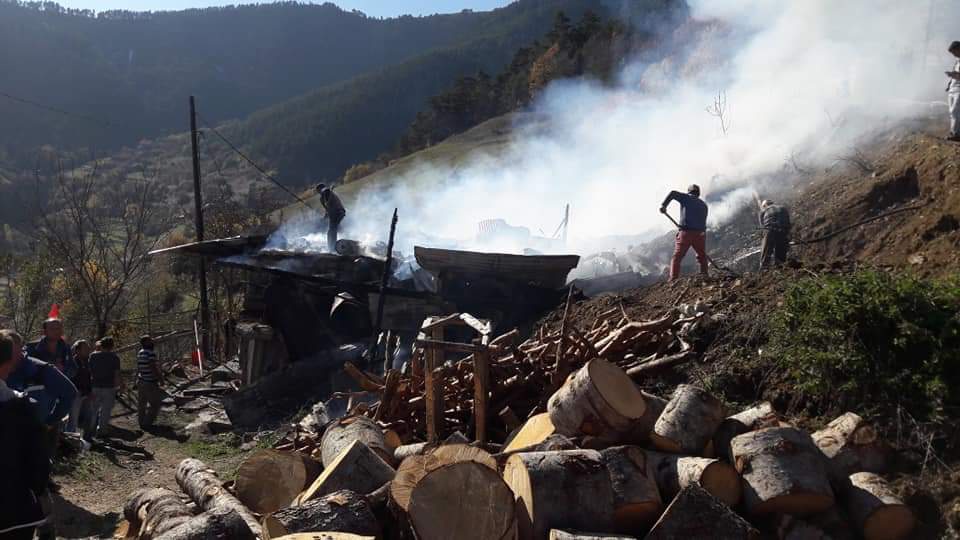 Torul’da korkutan yangın 7