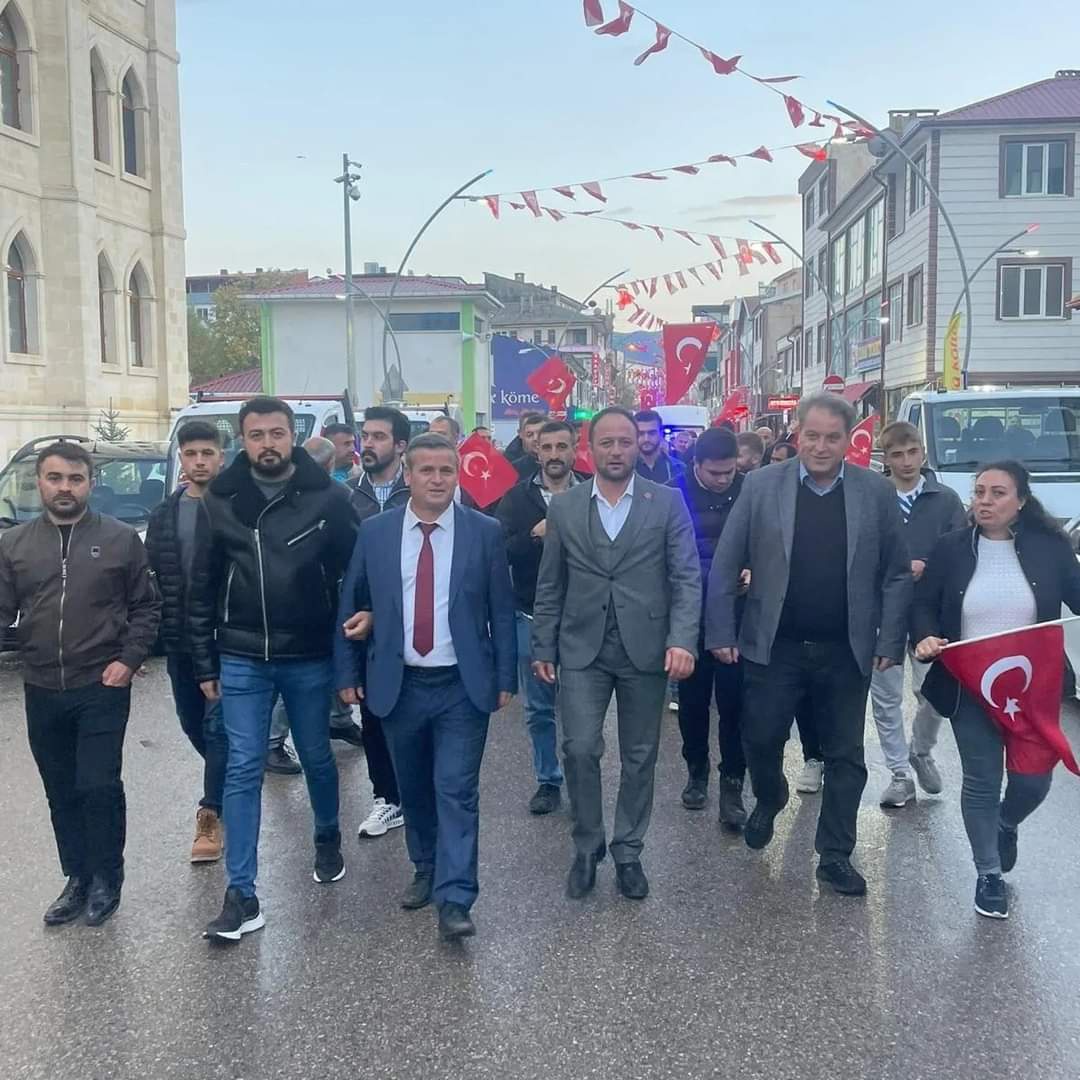 Kelkit Türk Eğitim-Sen'den 100.yıl yürüyüşü 2