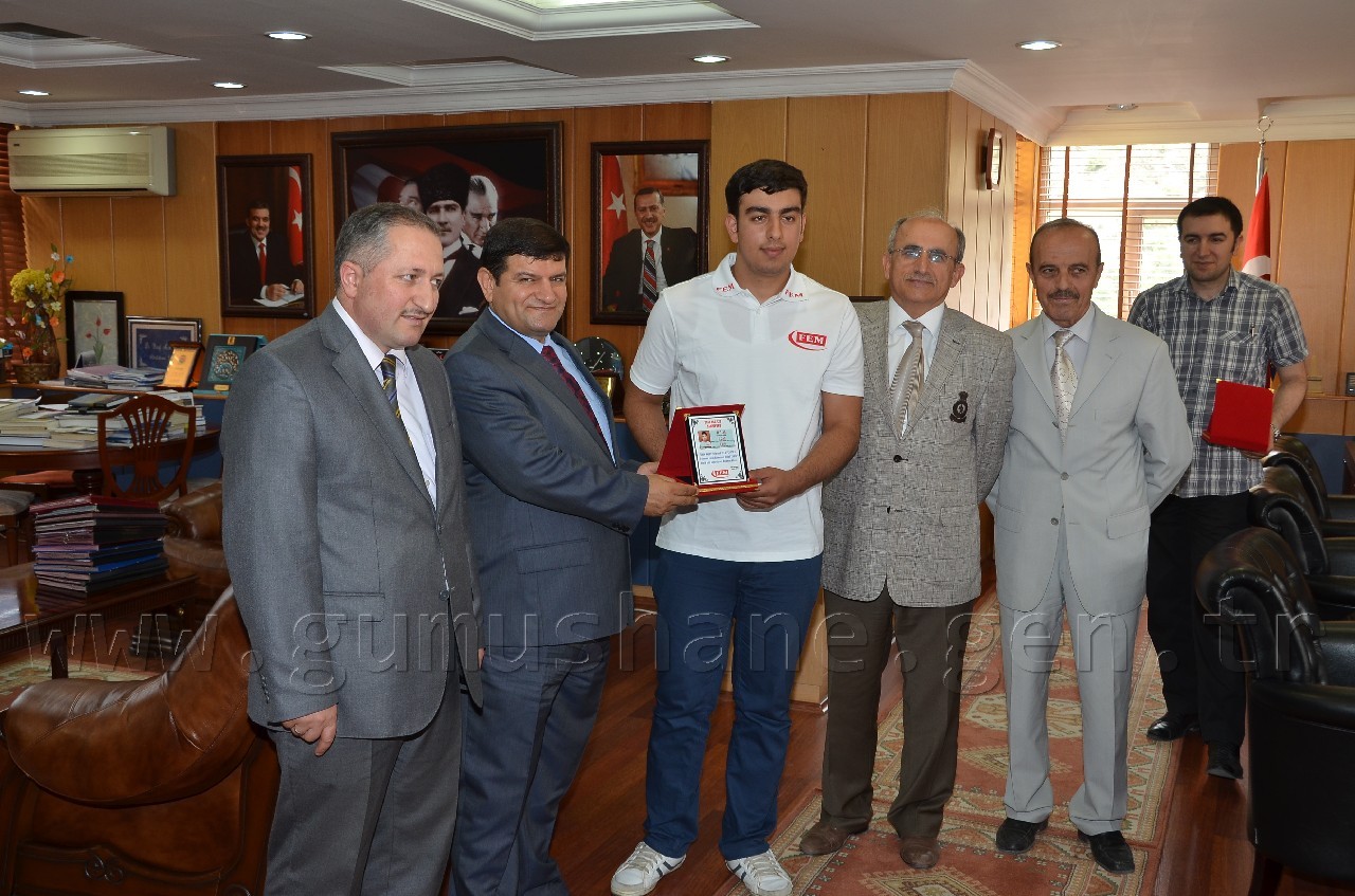 Şampiyon FEM'lilerden Vali Mayda ve Aktaş'a Ziyaret 10