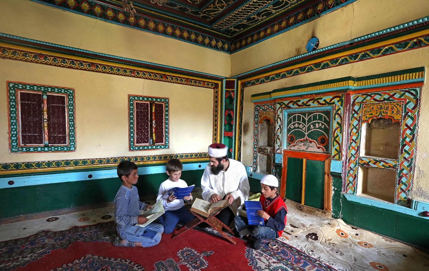 Genç Fotoğrafçılar sarıçiçek köy odalarını ziyaret etti 1