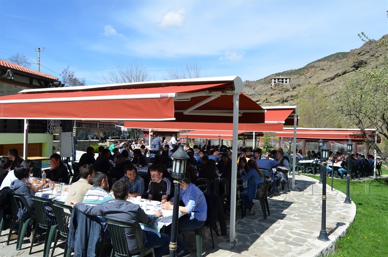 Polisten Üniversite Öğrencilerine Dayanışma Yemeği 8