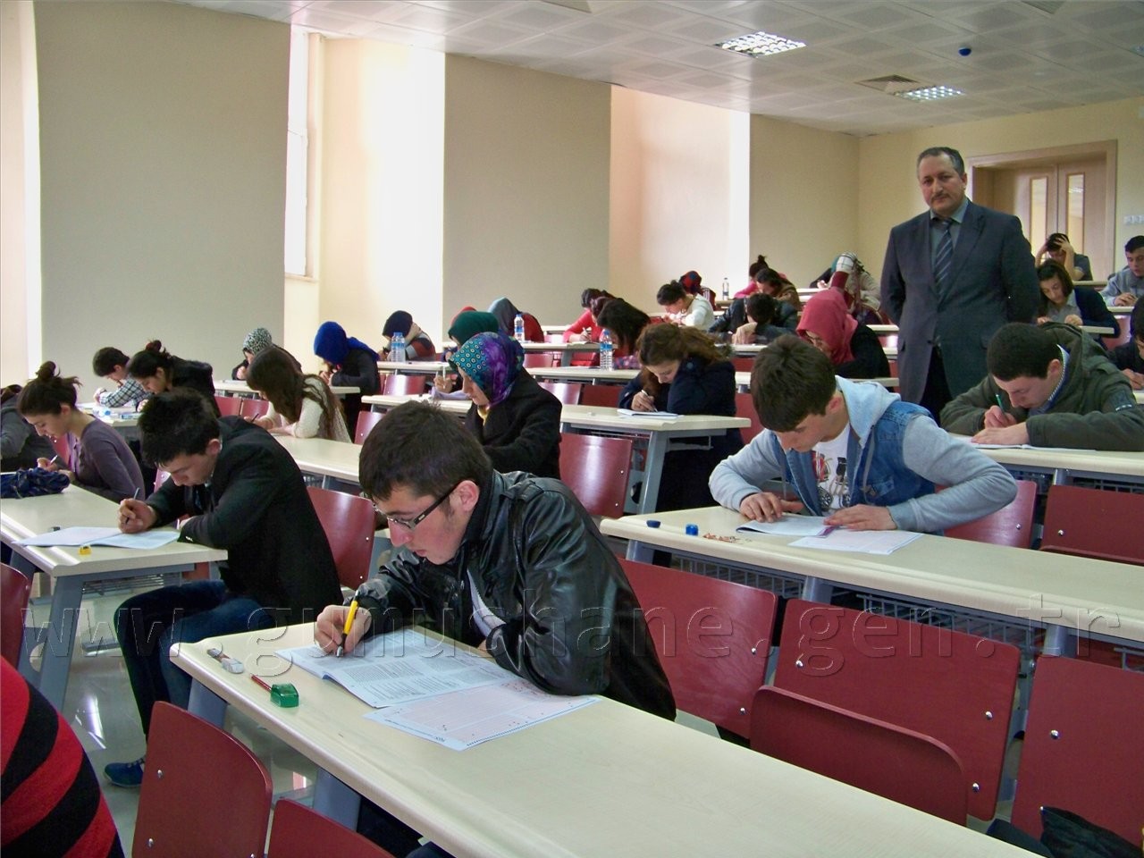 FEM'den Üniversite Amfilerinde Gerçek YGS Provası 1