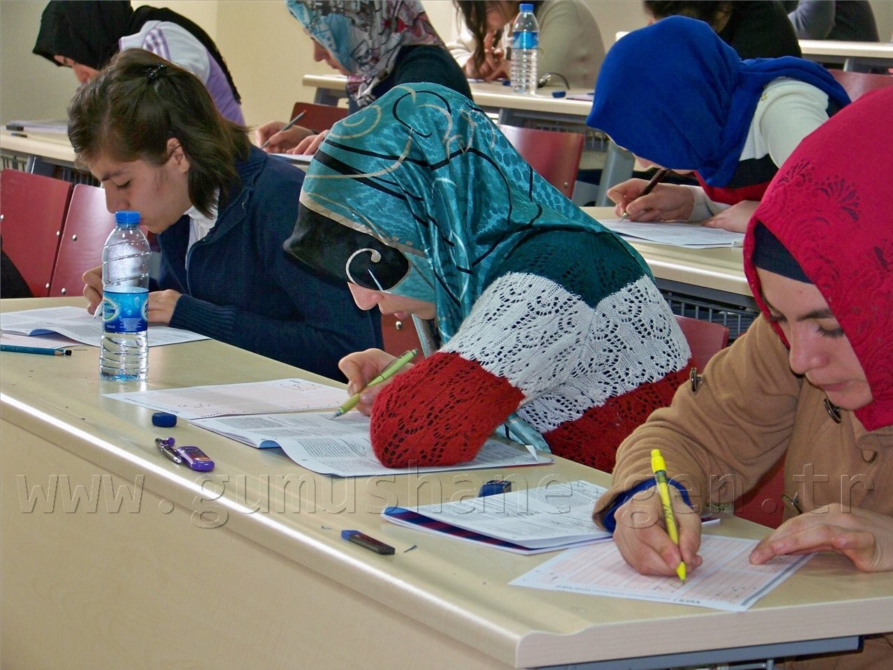 FEM'den Üniversite Amfilerinde Gerçek YGS Provası 2