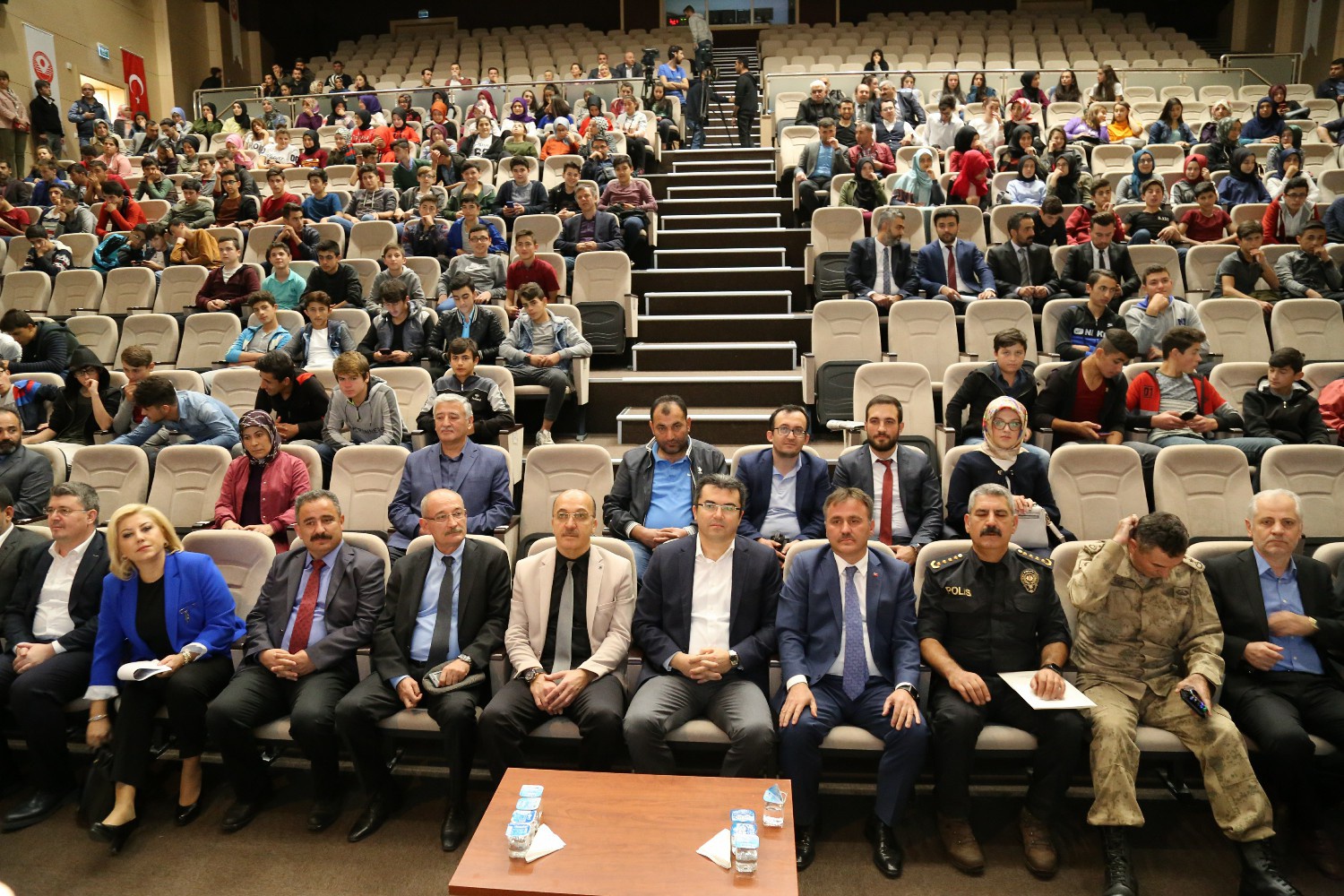 ‘Gençlere Hayat Ver, Onlarda Hayat Var’ 3