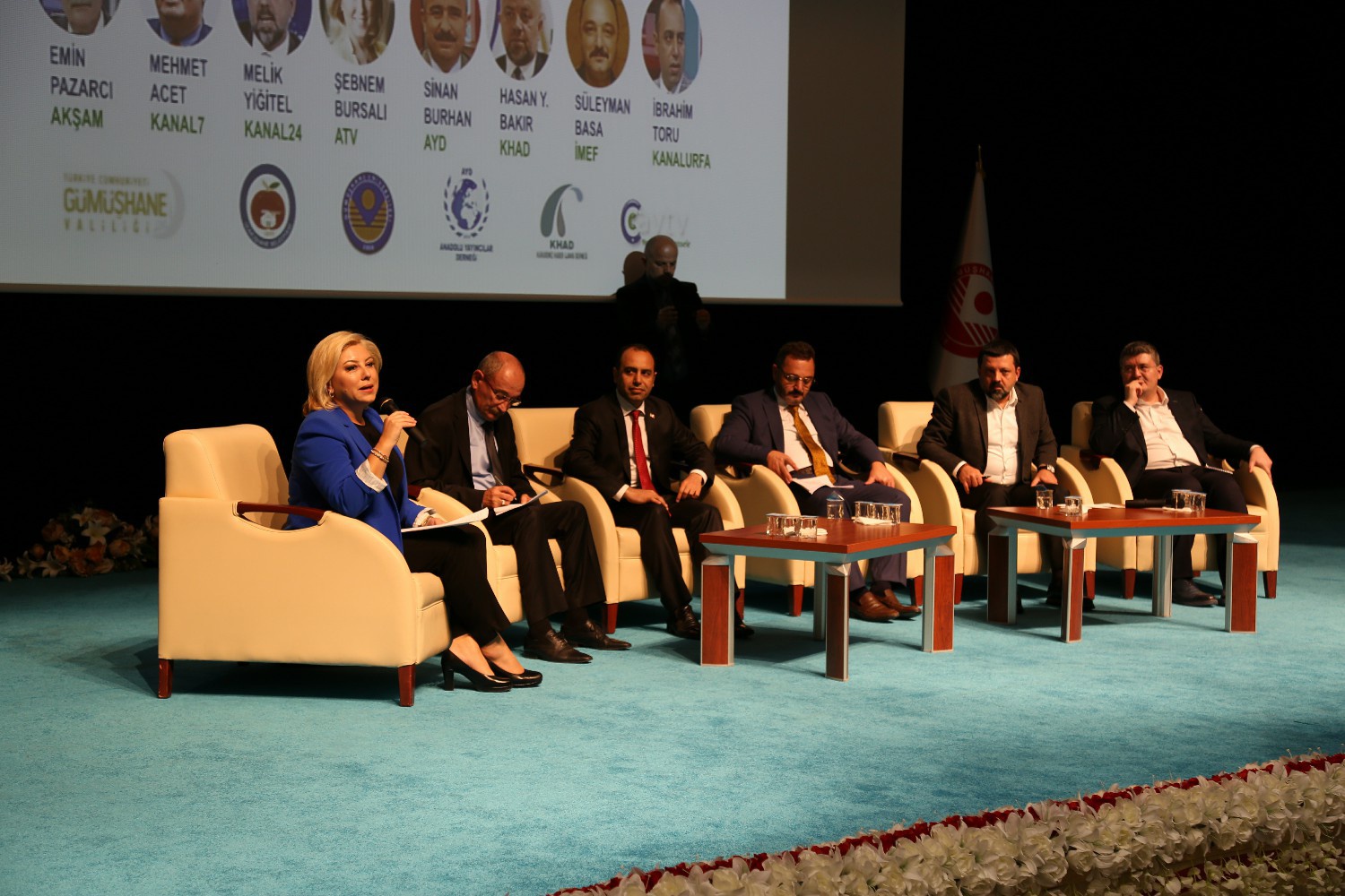 ‘Gençlere Hayat Ver, Onlarda Hayat Var’ 7