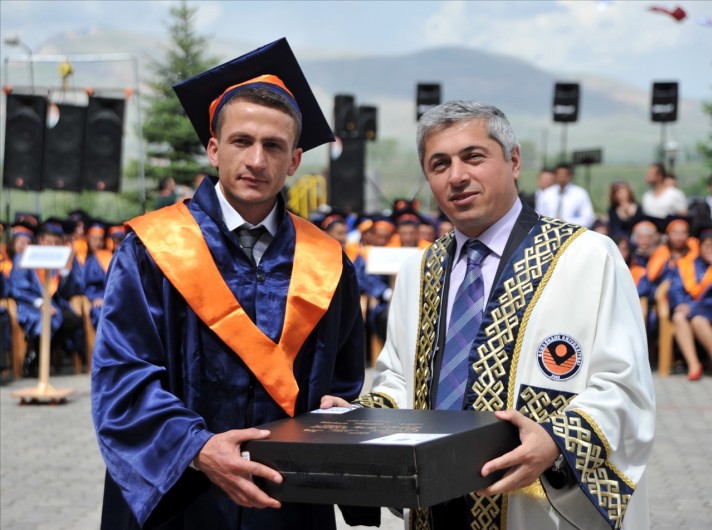 Kelkit'te Mezuniyet Coşkusu 11