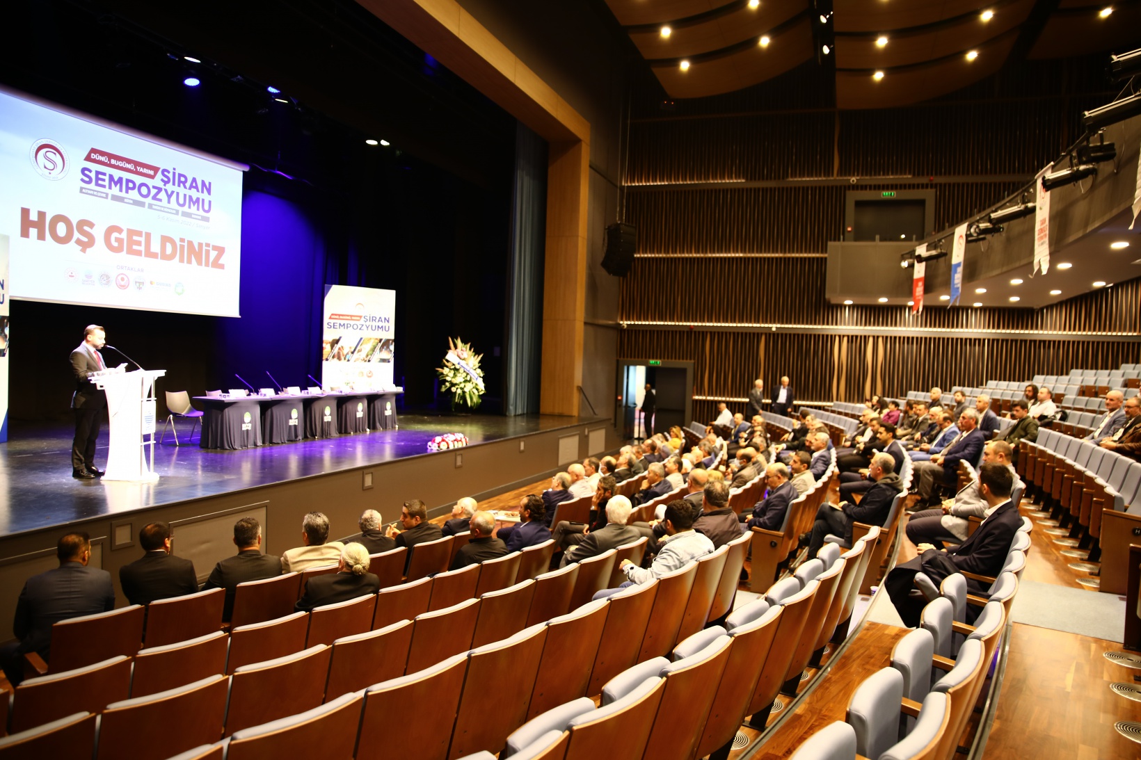 İstanbul’da gururlandıran Şiran Sempozyumu 42