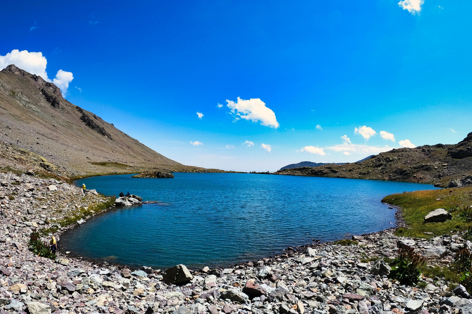 Artabel Göllerinde yılın en kalabalık yürüyüşü 12