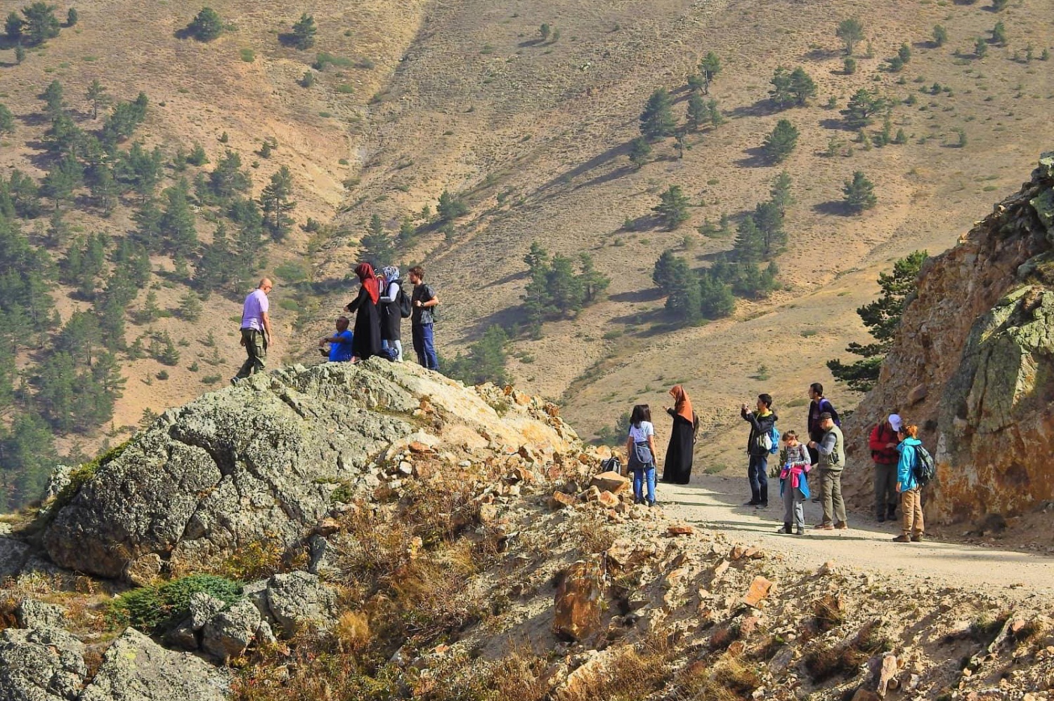 Gümüşhaneli dağcılardan sonbahar yürüyüşü 8