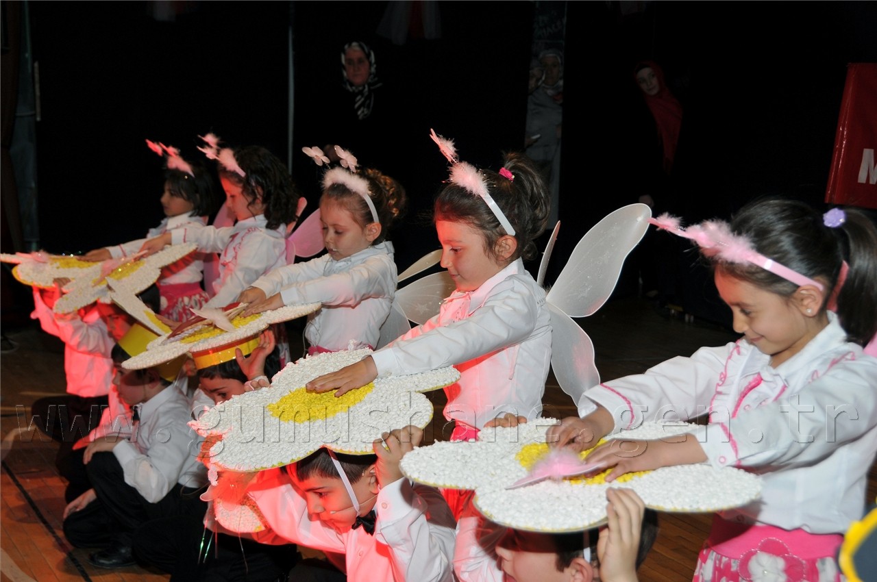 Gümüşhane'de 150 Kişilik Dev Gösteri 2