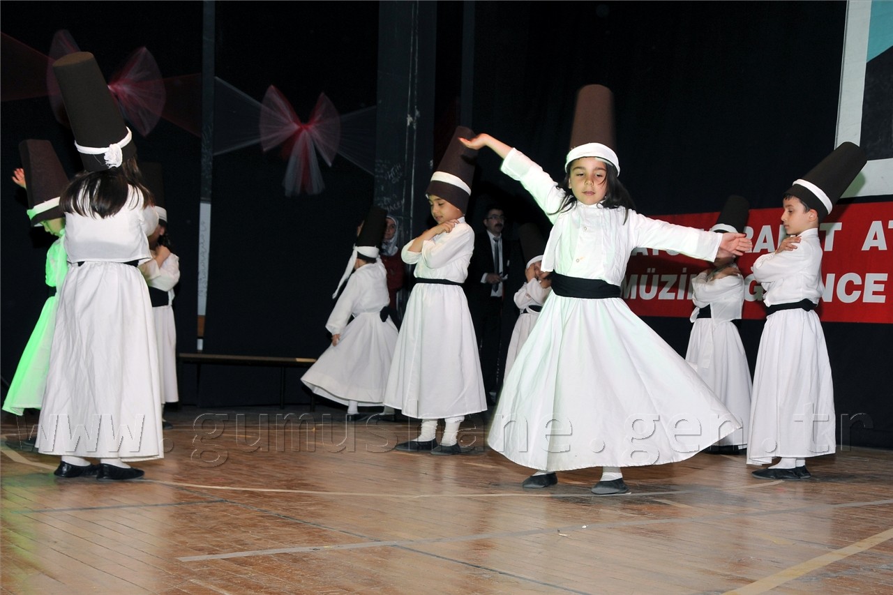 Gümüşhane'de 150 Kişilik Dev Gösteri 5