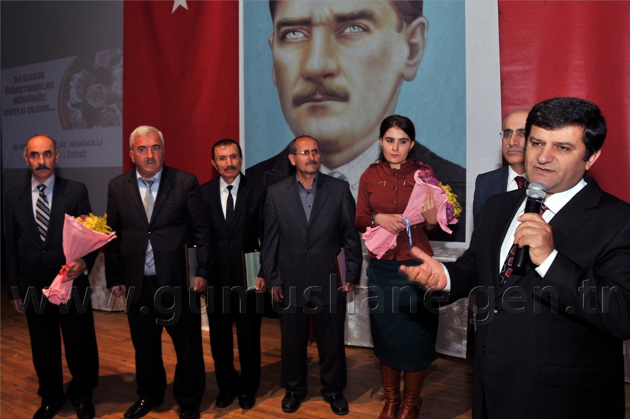 Gümüşhane'de 24 Kasım Öğretmenler Günü Kutlamaları 4