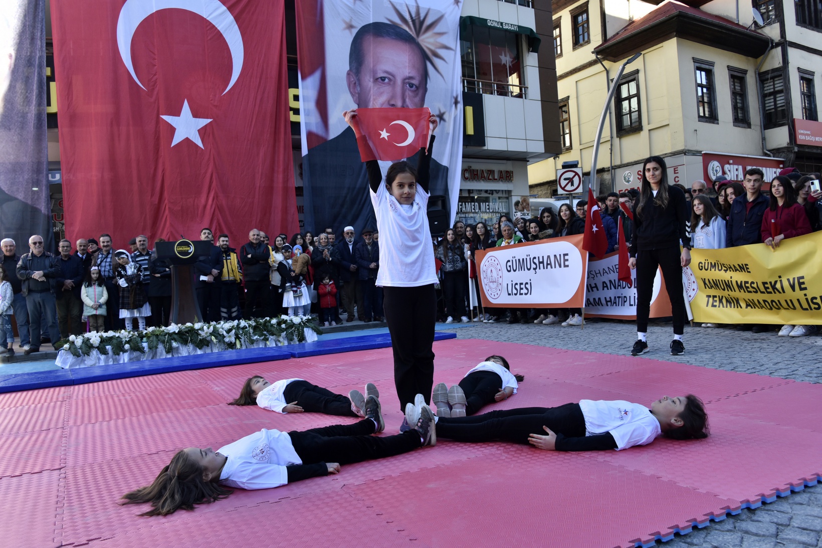 Gümüşhane’de 29 Ekim Cumhuriyet Bayramı kutlanıyor 37